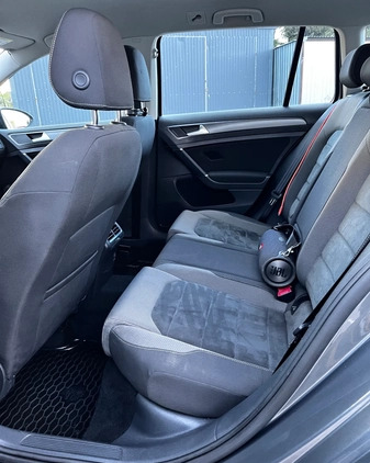 Volkswagen Golf cena 54000 przebieg: 220000, rok produkcji 2017 z Więcbork małe 529